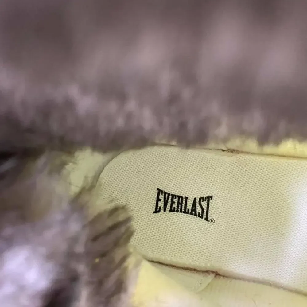 Everlast Piper White Winter Boots | Faux Fur Lined Puffer Short Boots | Size 9