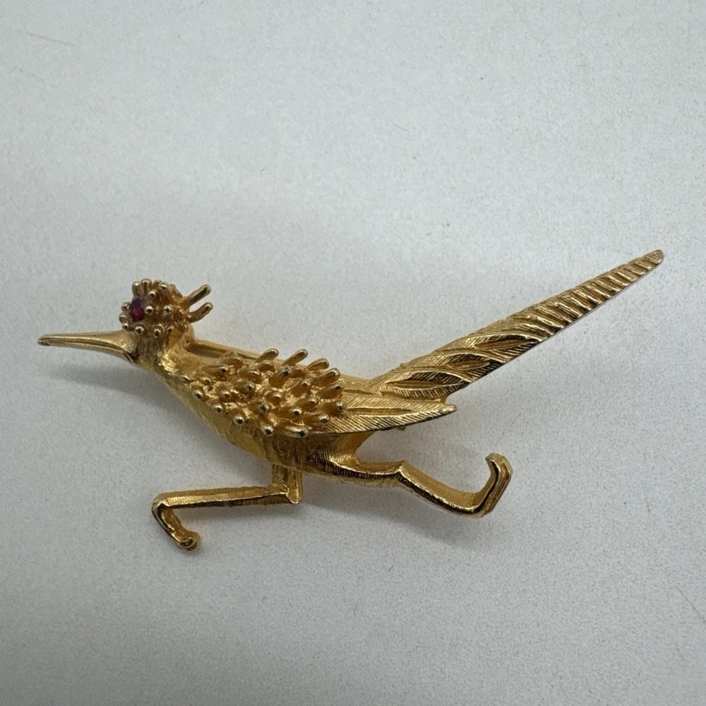 Hobe beautiful brooch