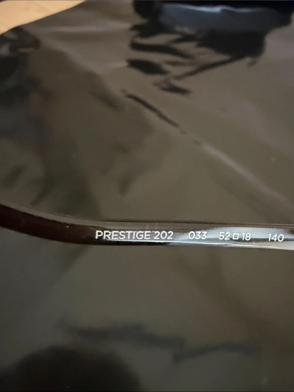 N/A sleek rimless