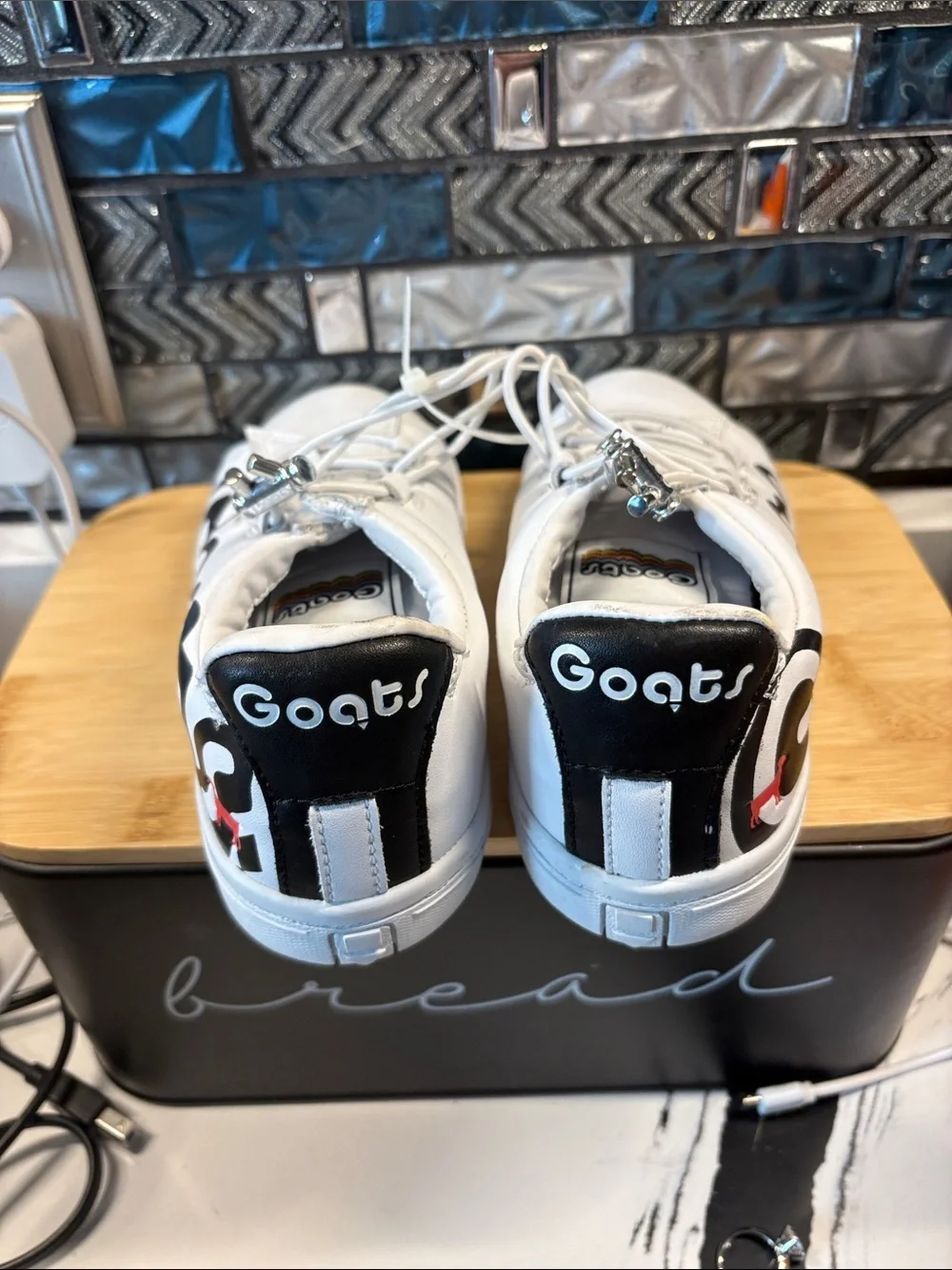 goats white kids