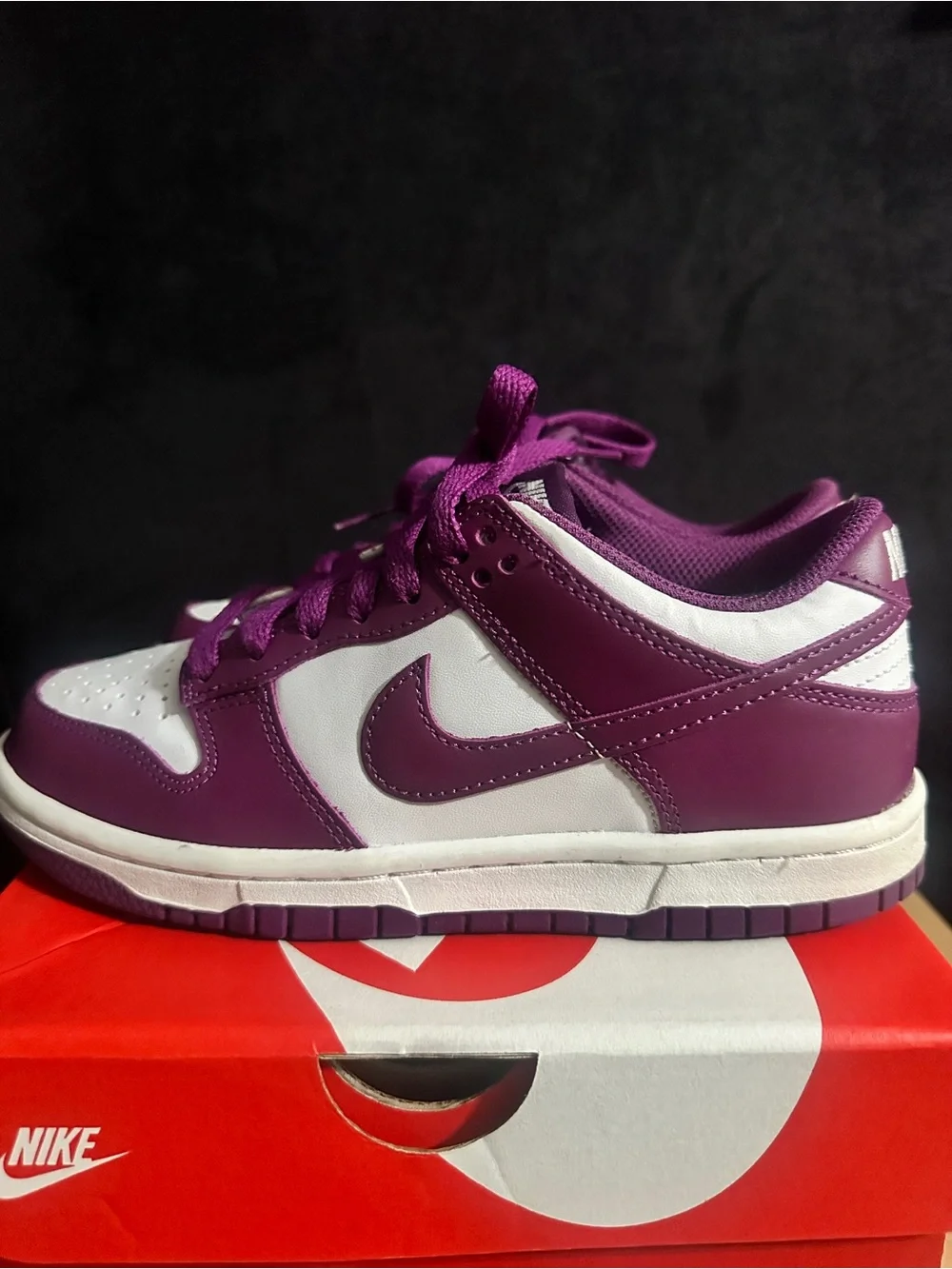Nike low top