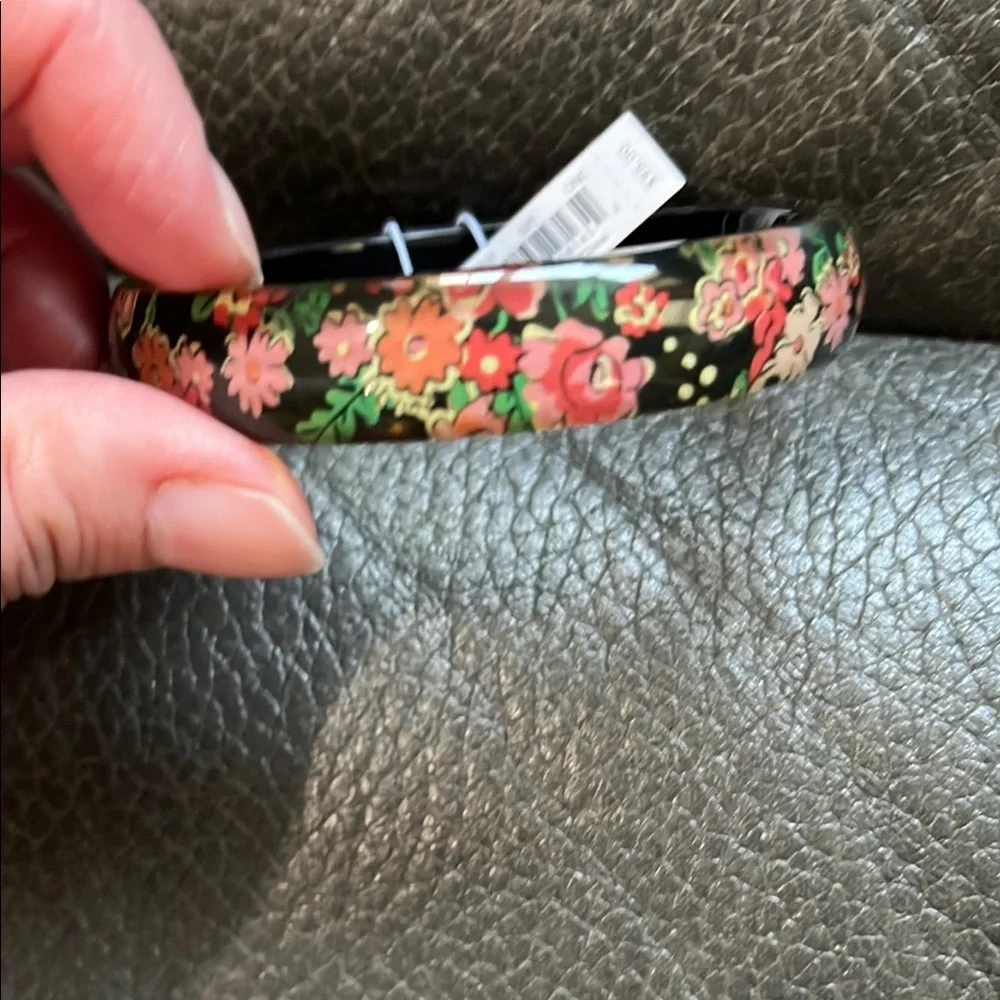 Coach has tags