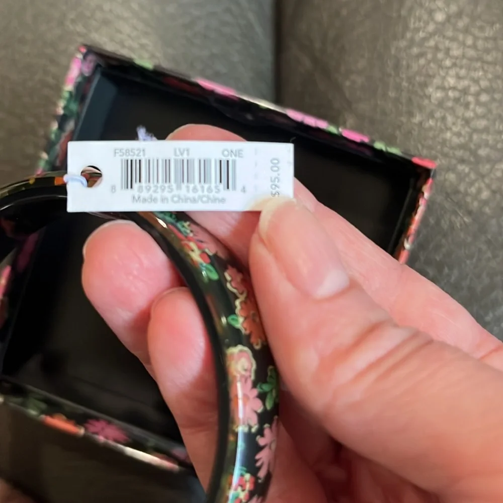 Coach has tags