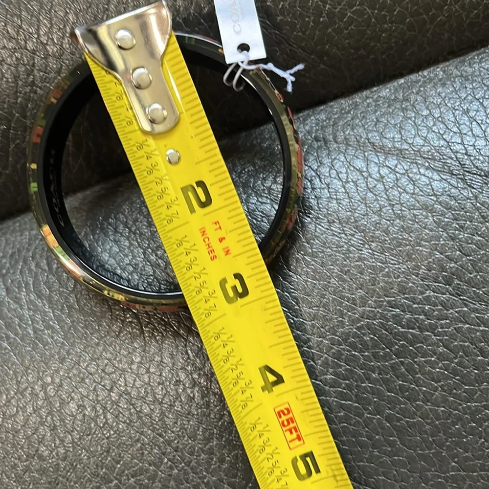 Coach has tags