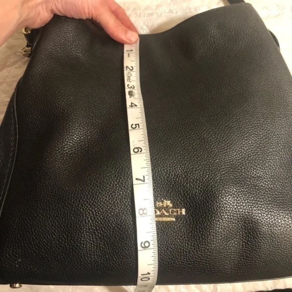 Coach Edie 31 Leather Shoulder Bag Black leather