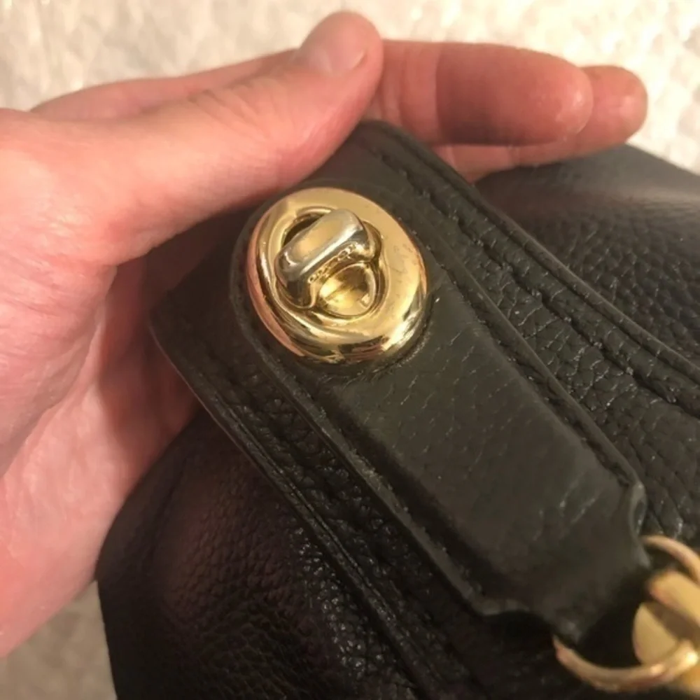 Coach Edie 31 Leather Shoulder Bag Black leather