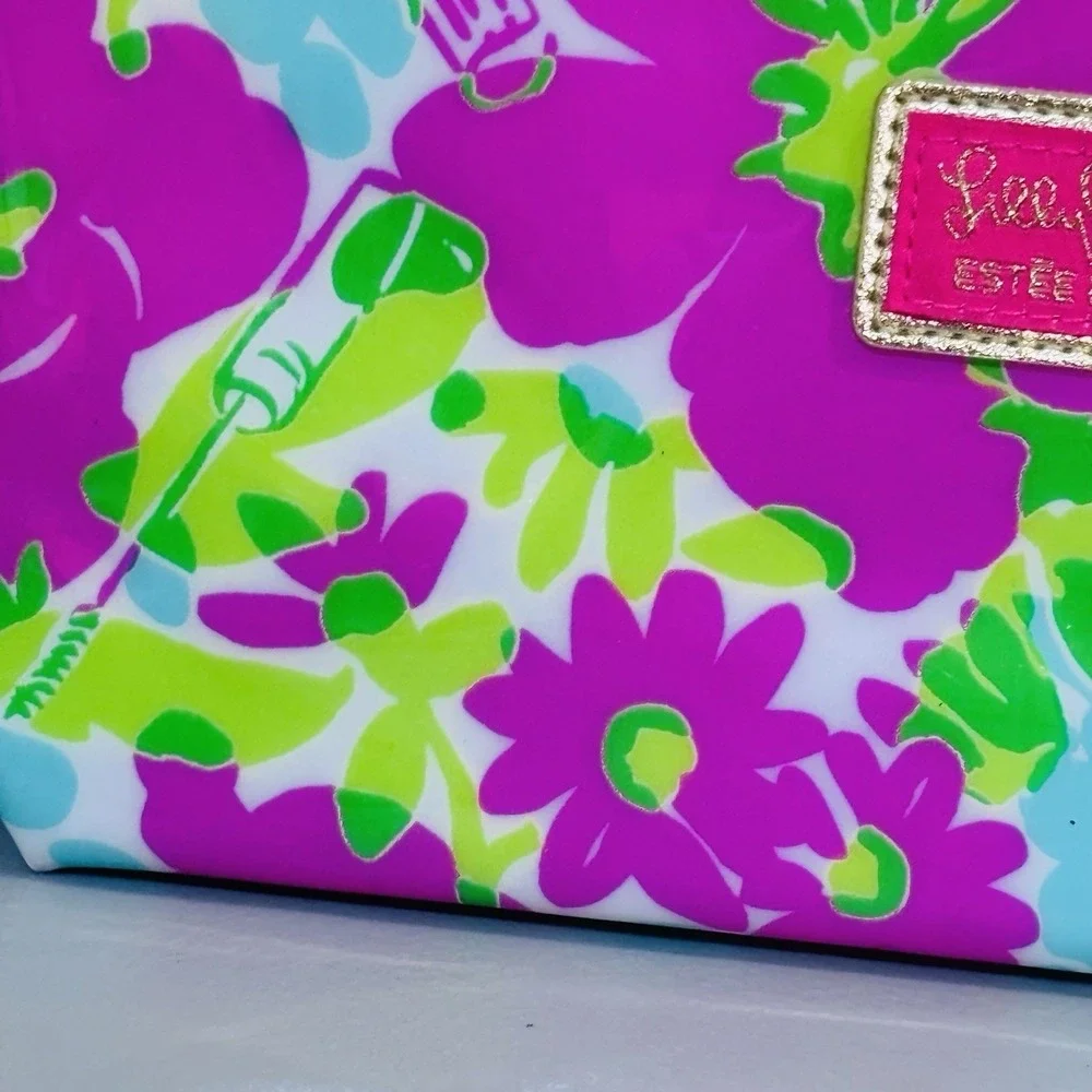 Lilly Pulitzer beautiful sturdy