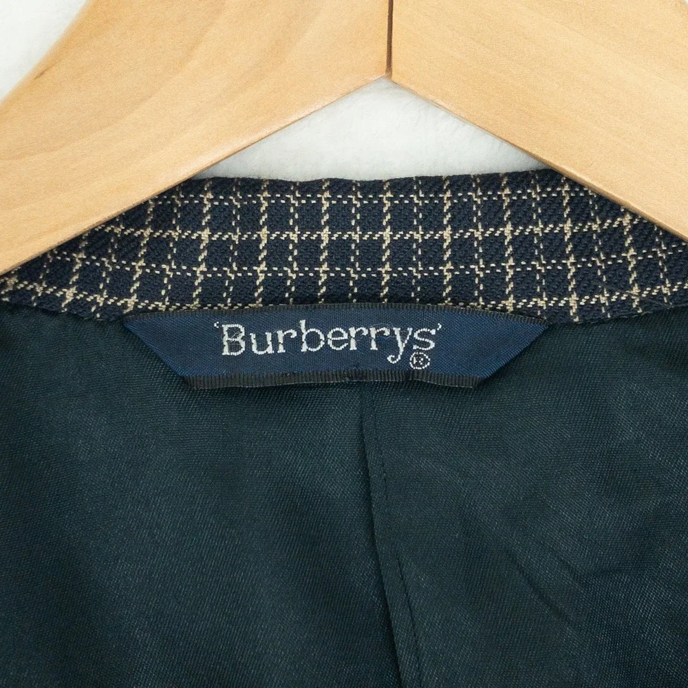 Burberry excellent lightly