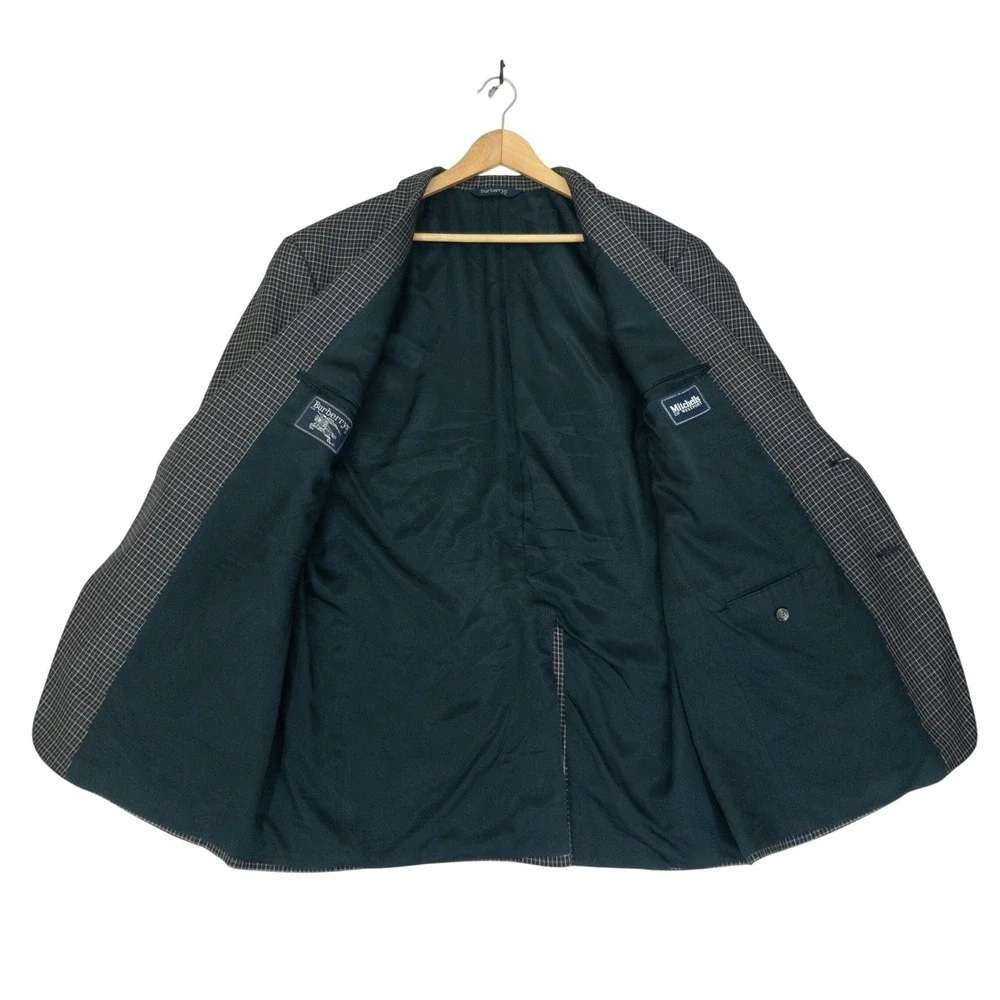 Burberry excellent lightly