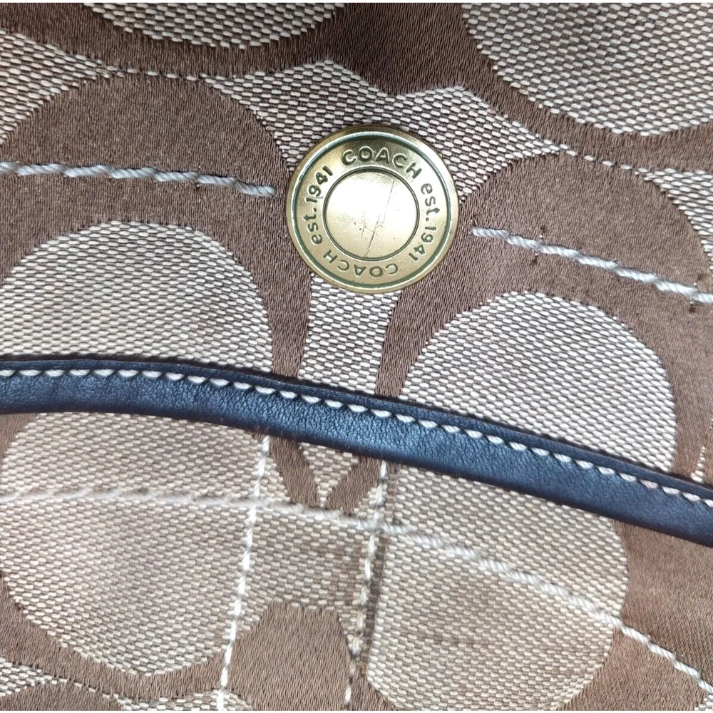 Coach chelsea signature