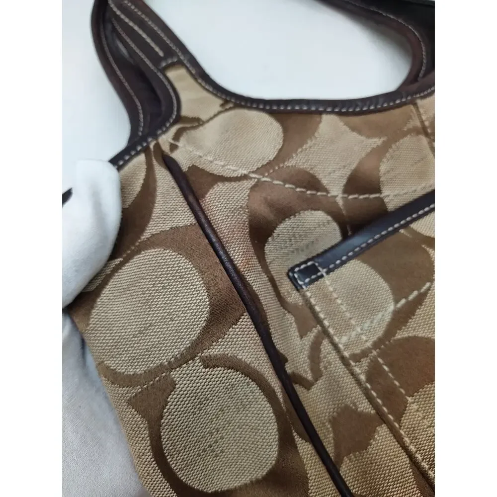 Coach chelsea signature