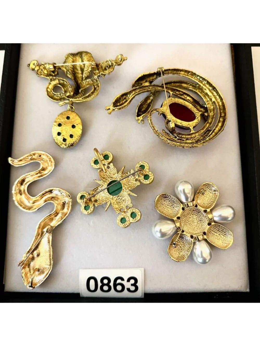 N/A stunning collection