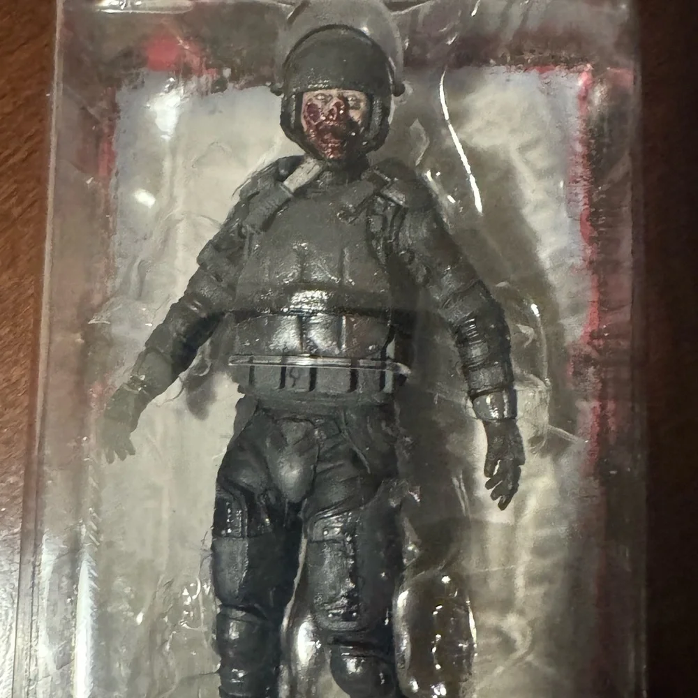 The Walking Dead Riot Gear Zombie Action Figure - Black