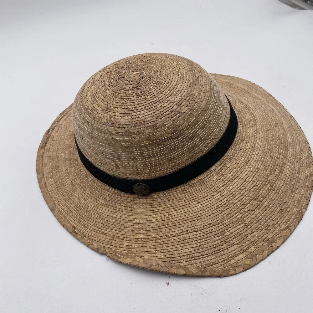 Tula Austin Texas classic natural