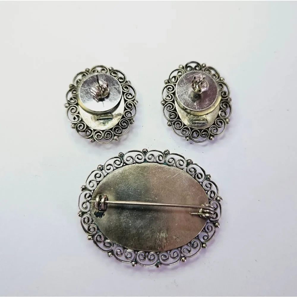 Vintge Demi Parure Petit Point Floral Needlework Filigree Earring Brooch Pin Set