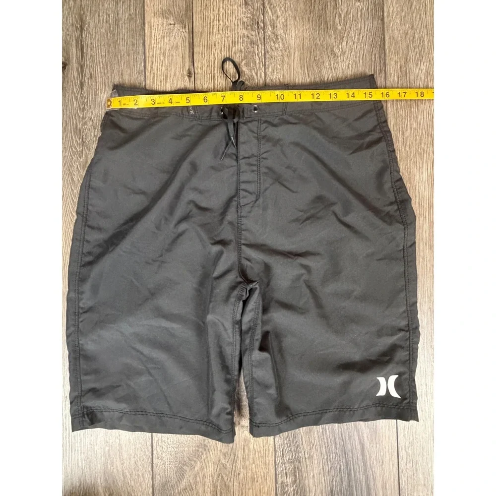 Hurley dive into