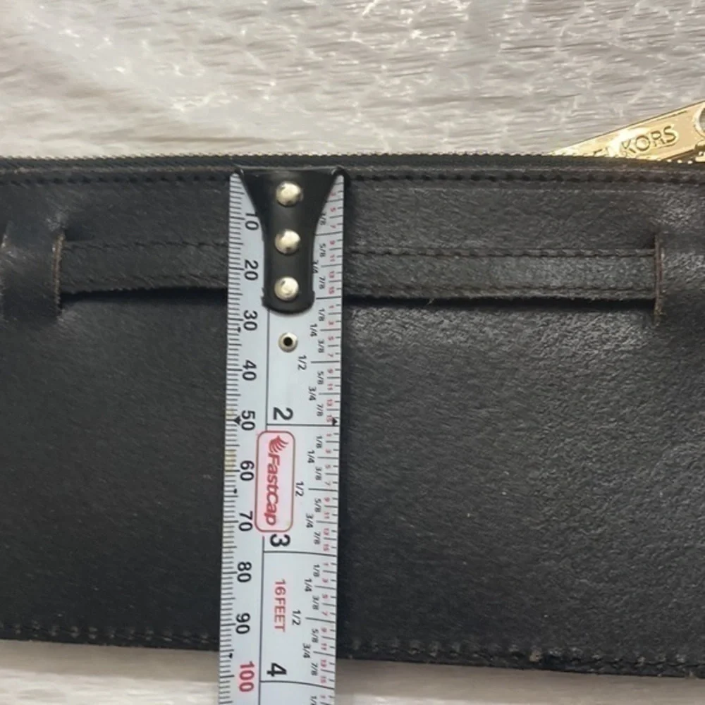 Michael Kors scratches indentations scuffs
