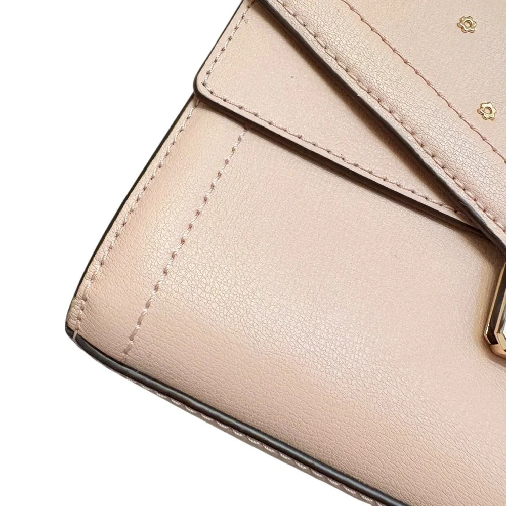 Michael Kors absolutely stunning