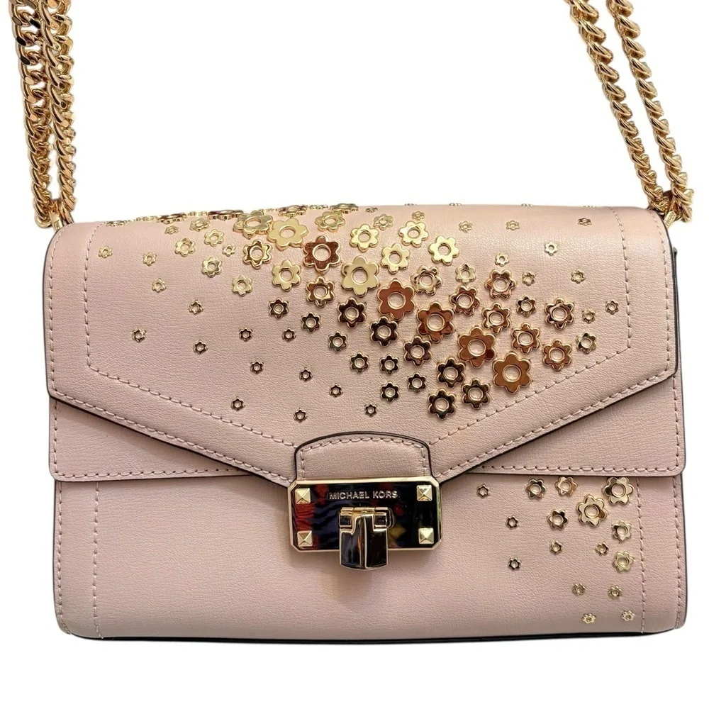 Michael Kors absolutely stunning