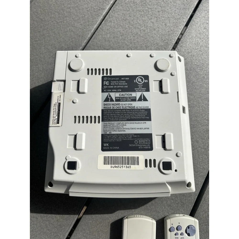 Sega dreamcast console