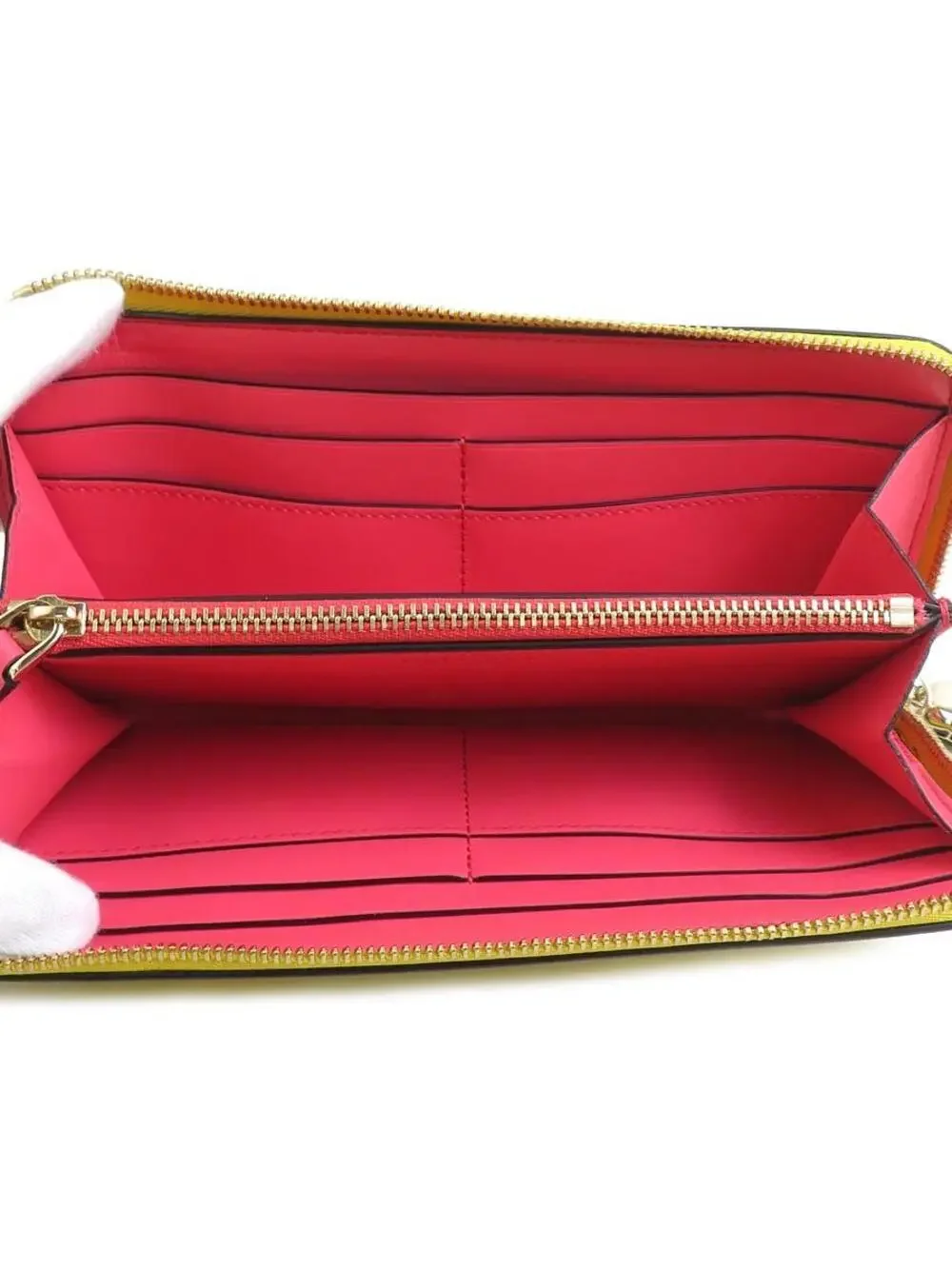 BVLGARI indulge luxury