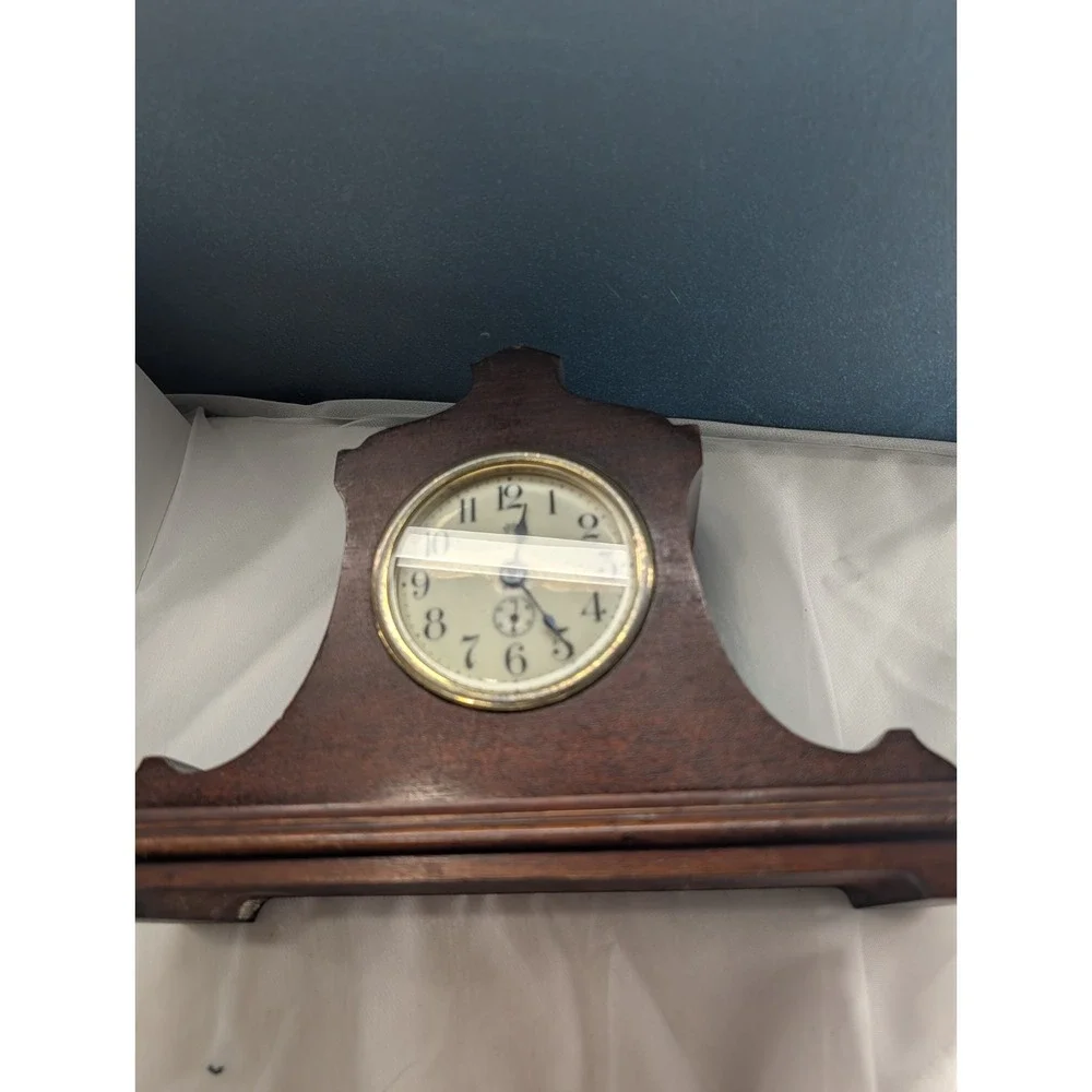Jennings Brothers Wood Mantel Clock | Bridgeport CONN 8-Day Clock Vintage
