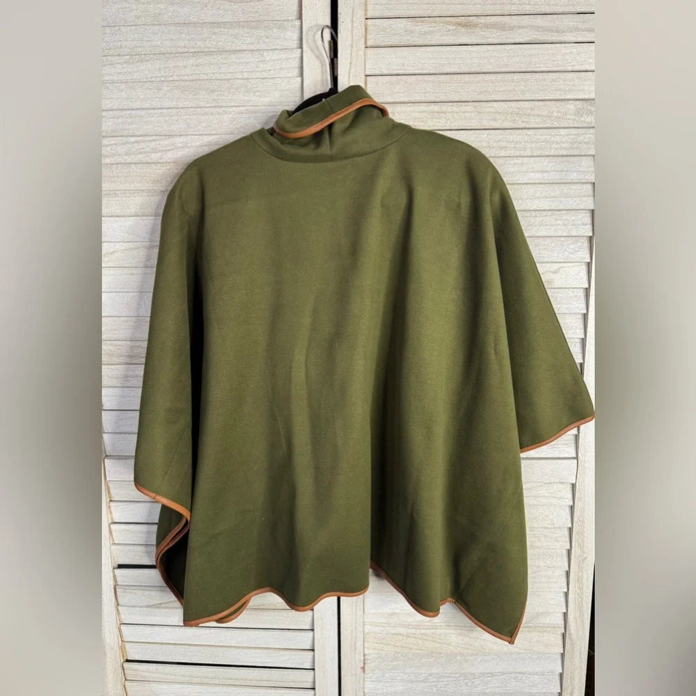 Tuckernuck forest green