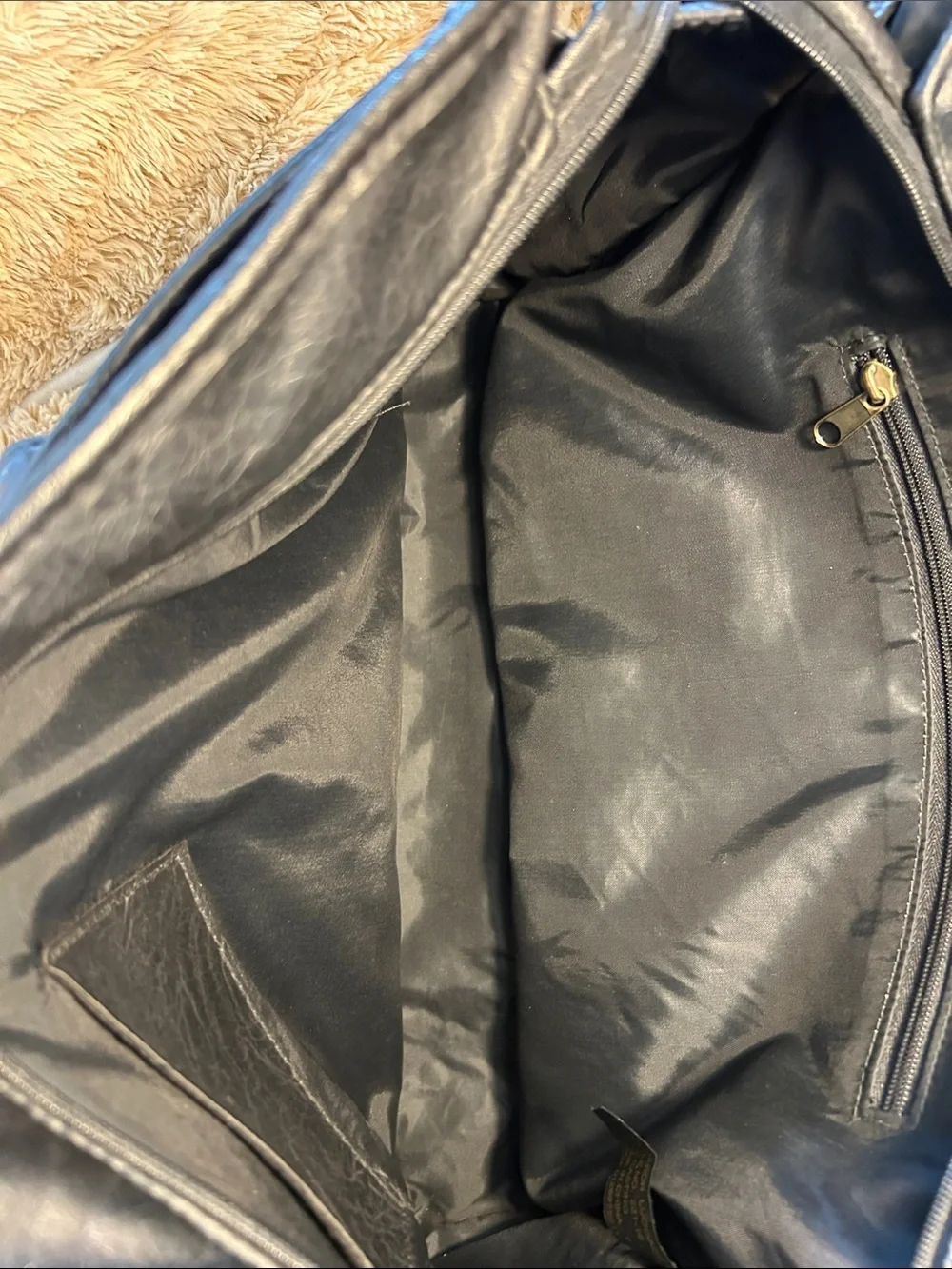 Monarch Luggage Co classic black