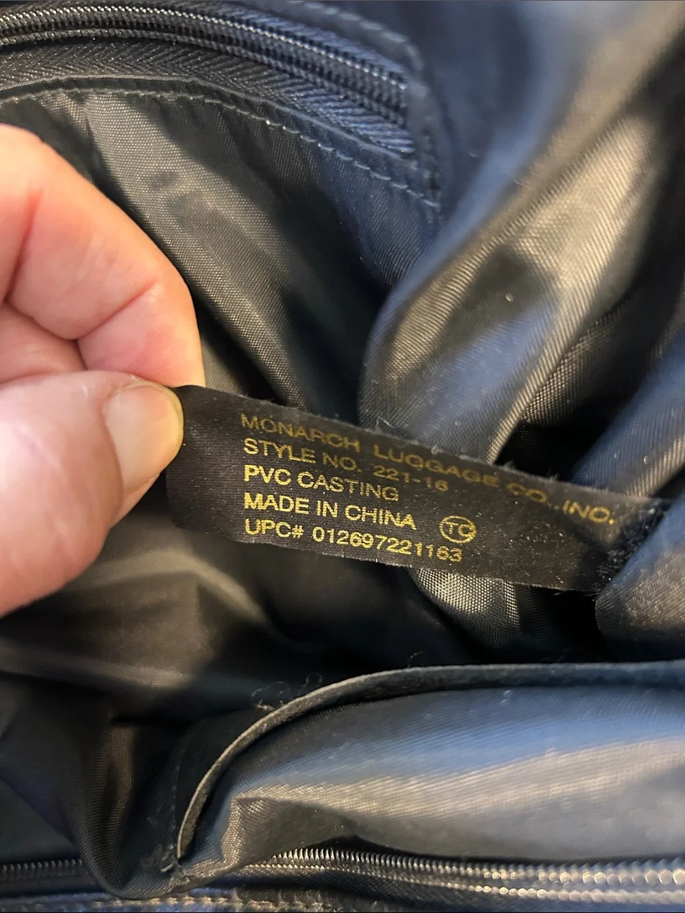Monarch Luggage Co classic black