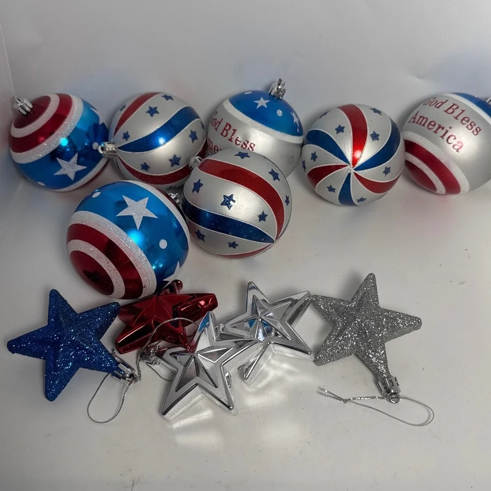 Unbranded patriotic ornament