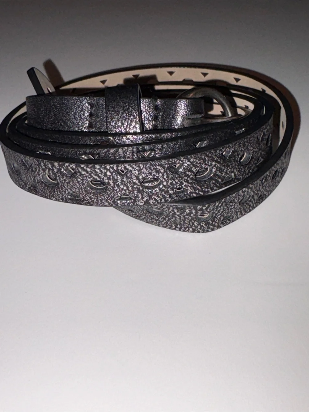 Women’s Sonoma Goods For Life  Size XL silver perforated skinny belt new