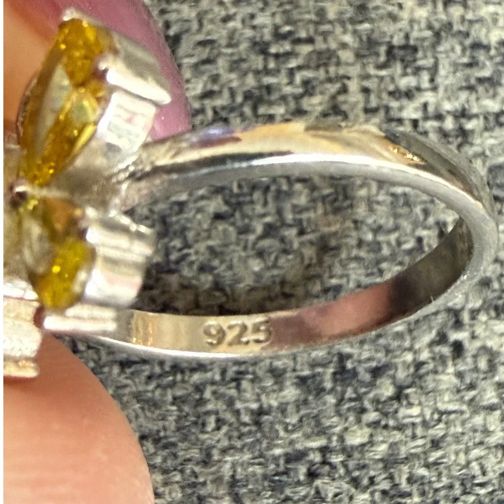 N/A butterfly ring