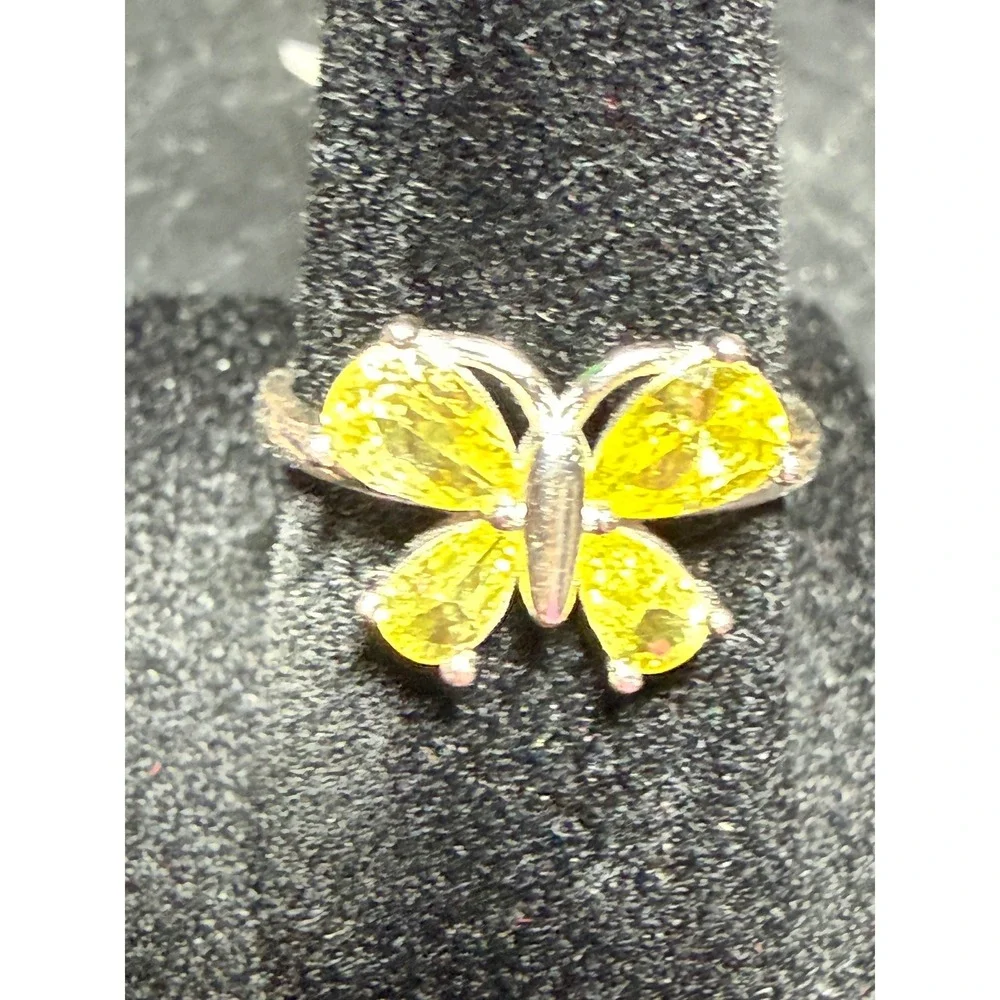N/A butterfly ring