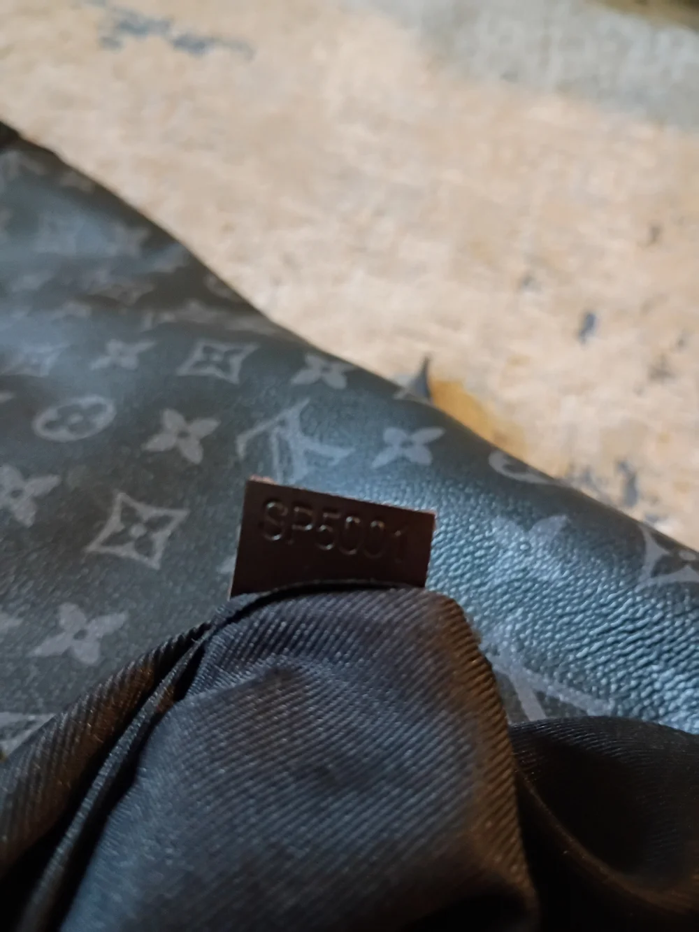Louis Vuitton sleek louis