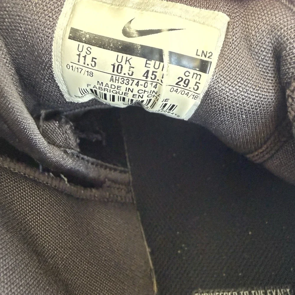 Nike pre consistent dirt