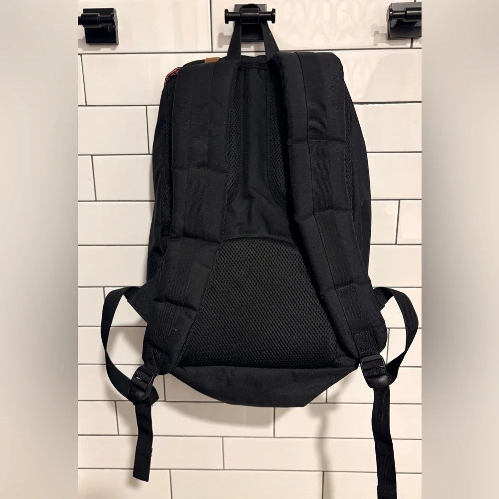 Herschel Supply Company classic black