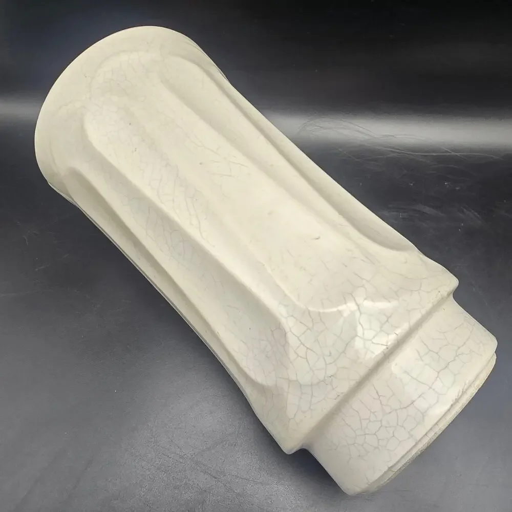 McCoy White Floraline Vase Vintage 1970s Ceramic Pottery M1-354Wjhite