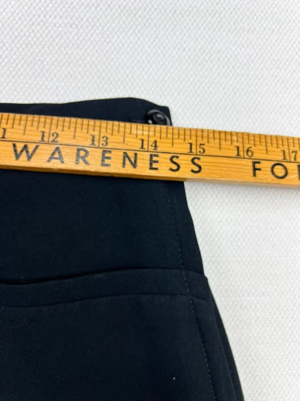 Gantos Women's Straight-Leg Pants Pleated Front Stretch Size 8 Black Solid