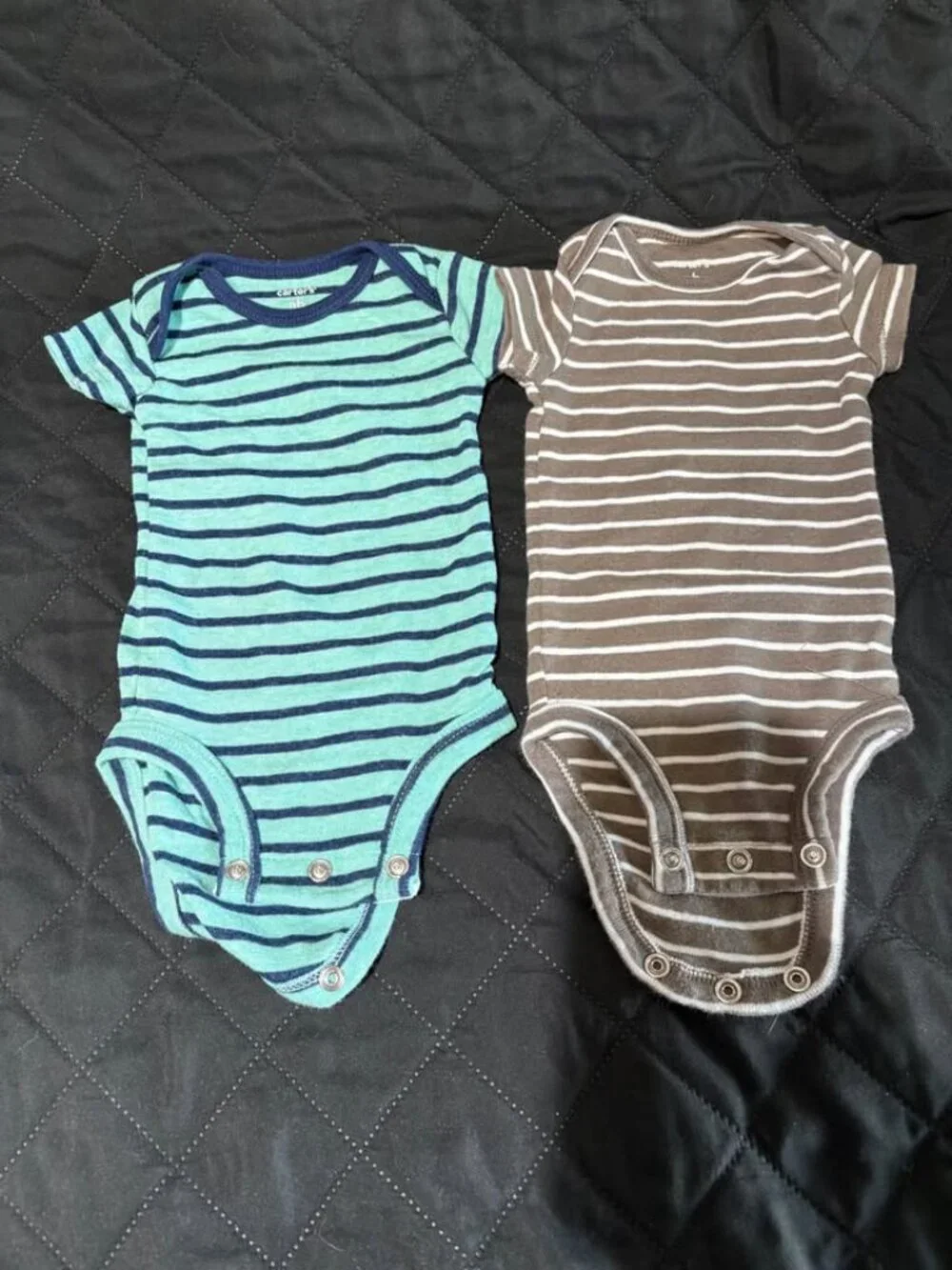 2- Carters newborn stripe sleepers bodysuits