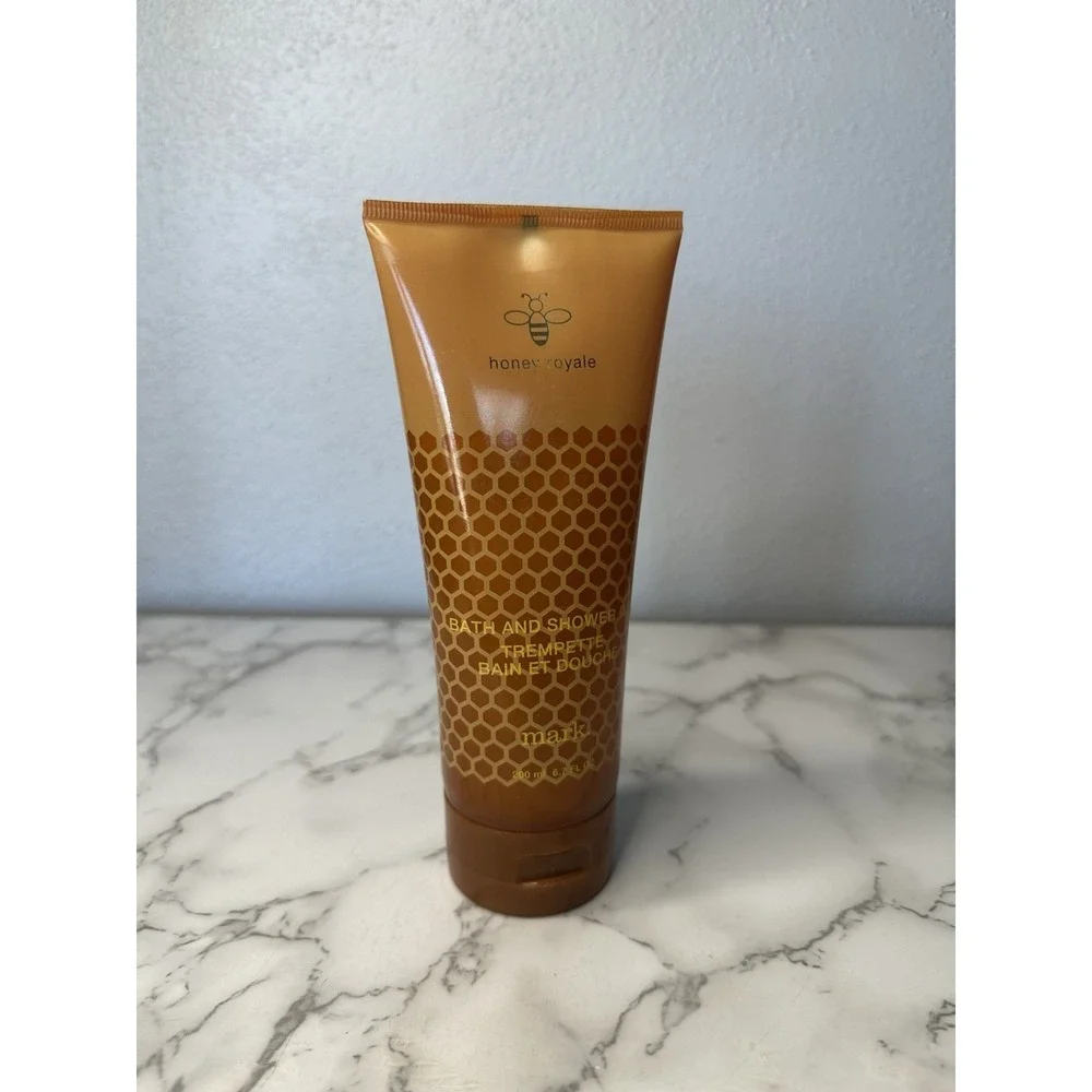 2005 Avon Mark. Honey Royale Bath And Shower Dip. 6.7oz/200ml. Discontinued‎