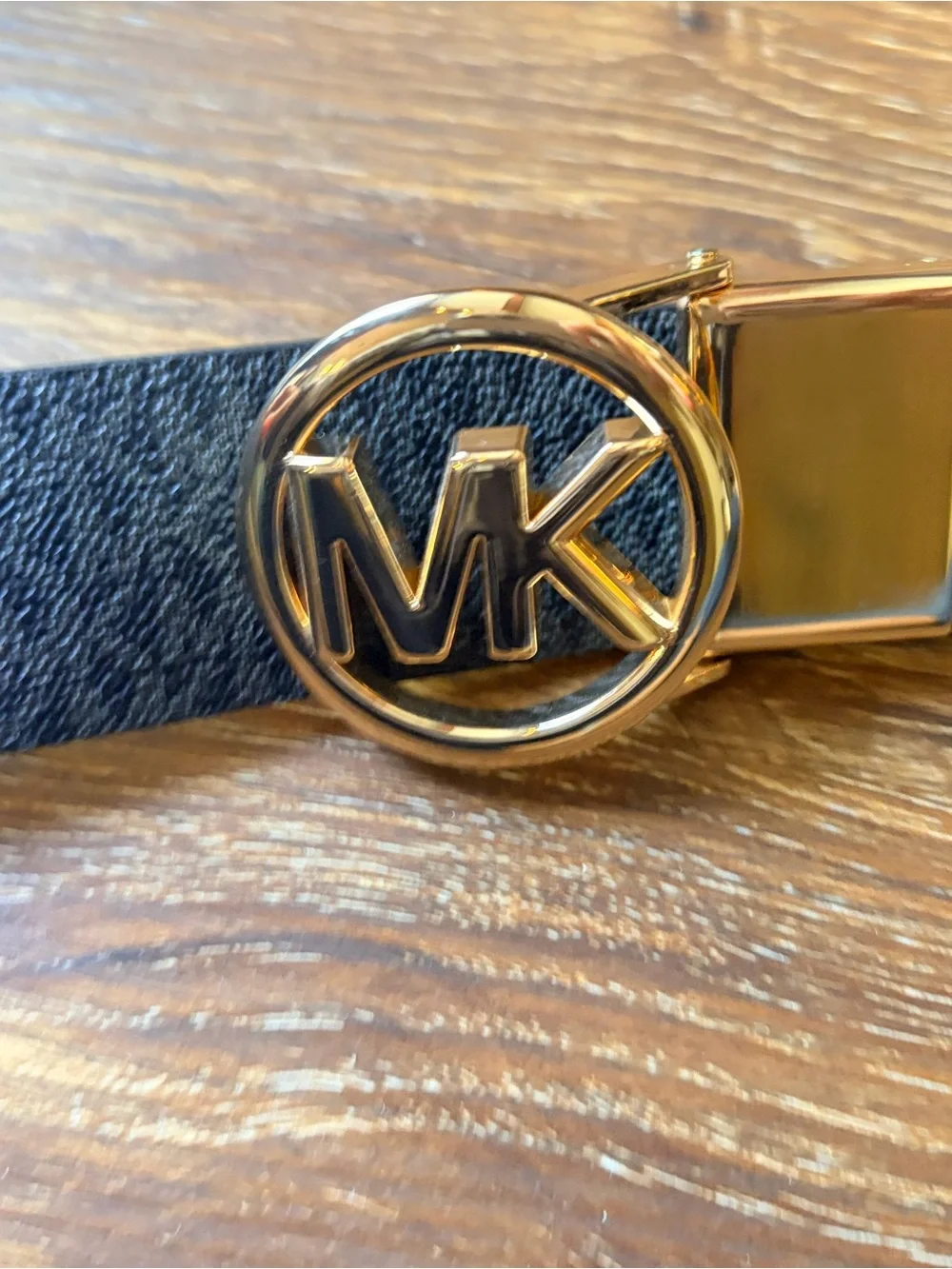 Michael Kors classic michael