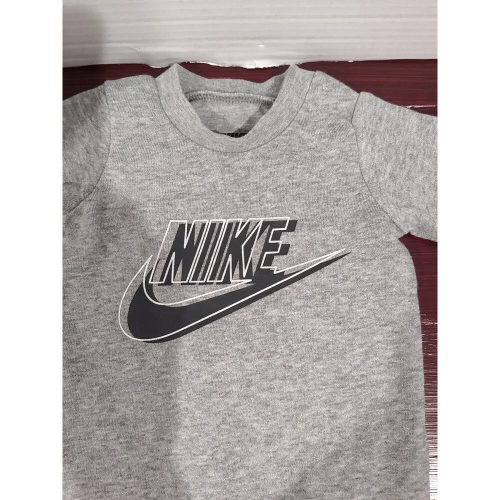 NIKE BABY ONE PIECE bodysuit GRAY Double color SWOOSH SIZE 3M NEW