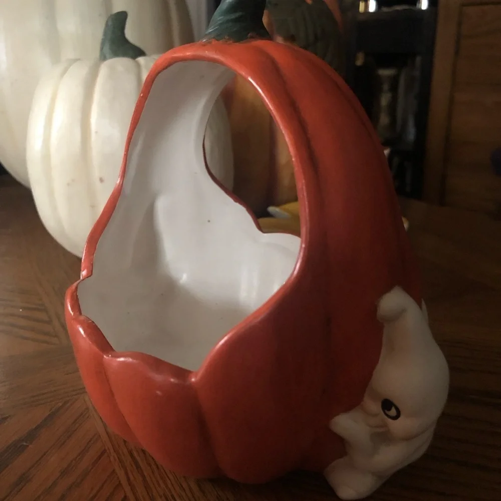 N/A ceramic halloween