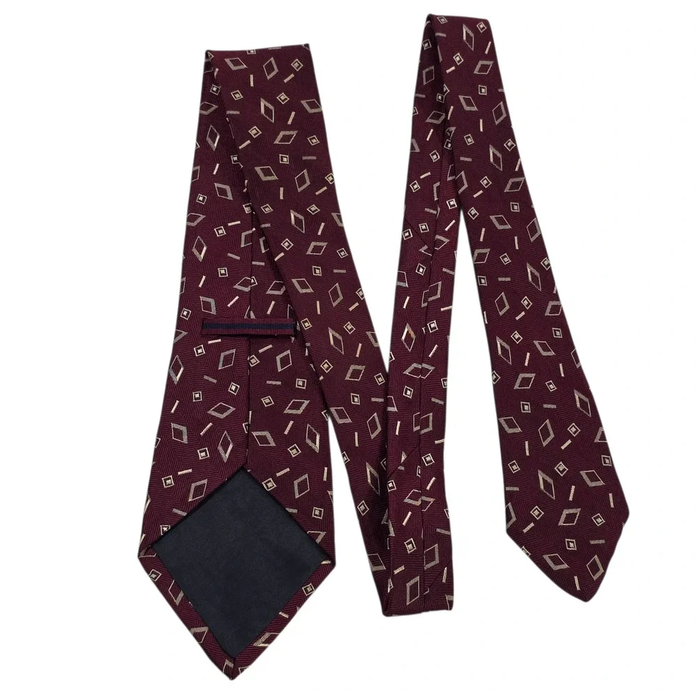 Alexander Julian‎ Mens Necktie Maroon Cream Silk Geometric Pattern American