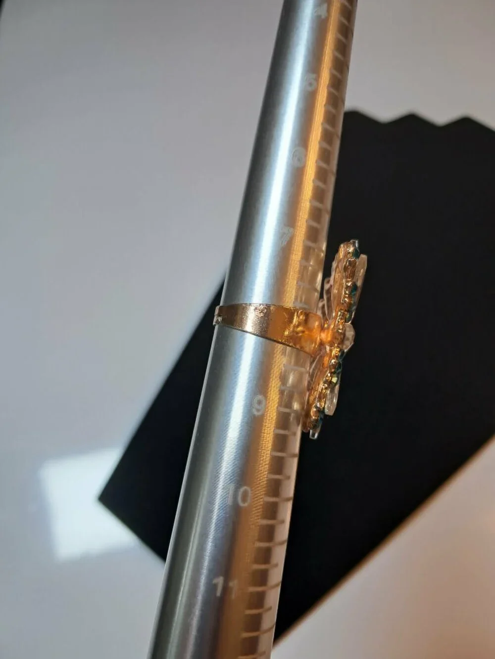 N/A cut gold