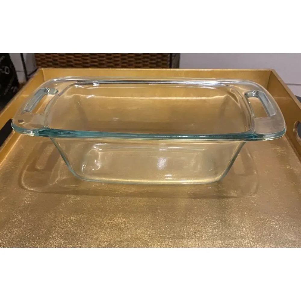 Pyrex loaf pan
