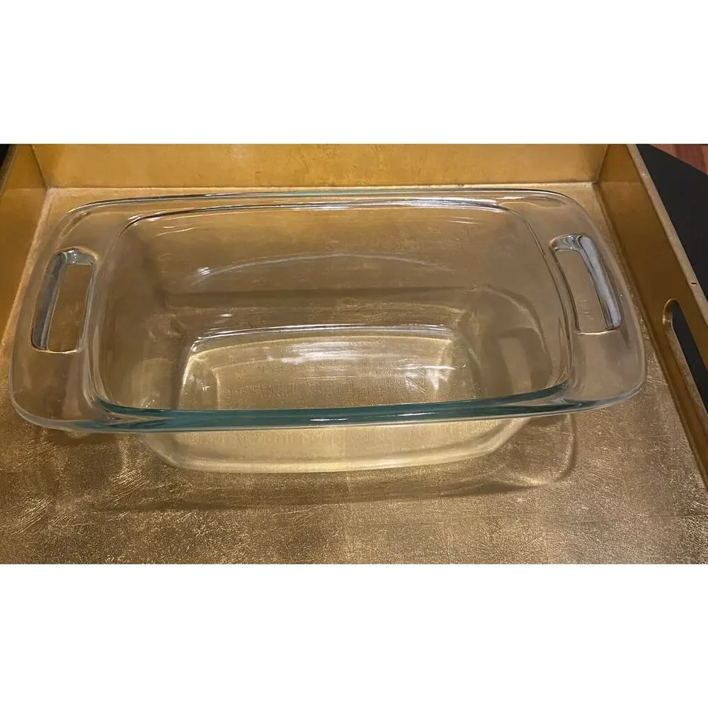 Pyrex loaf pan