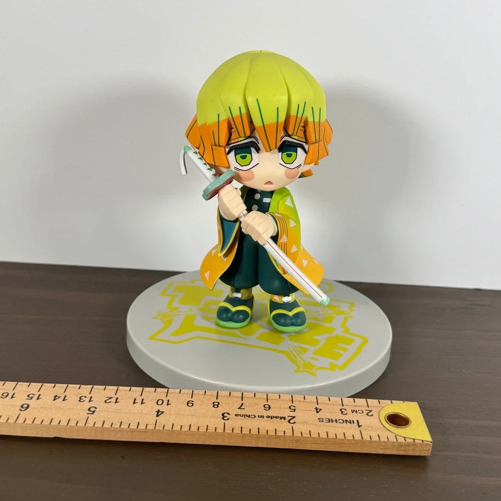 Banpresto Demon Slayer Zenitsu Agatsuma Q Posket Petit Figure Yellow 5.5in Cute