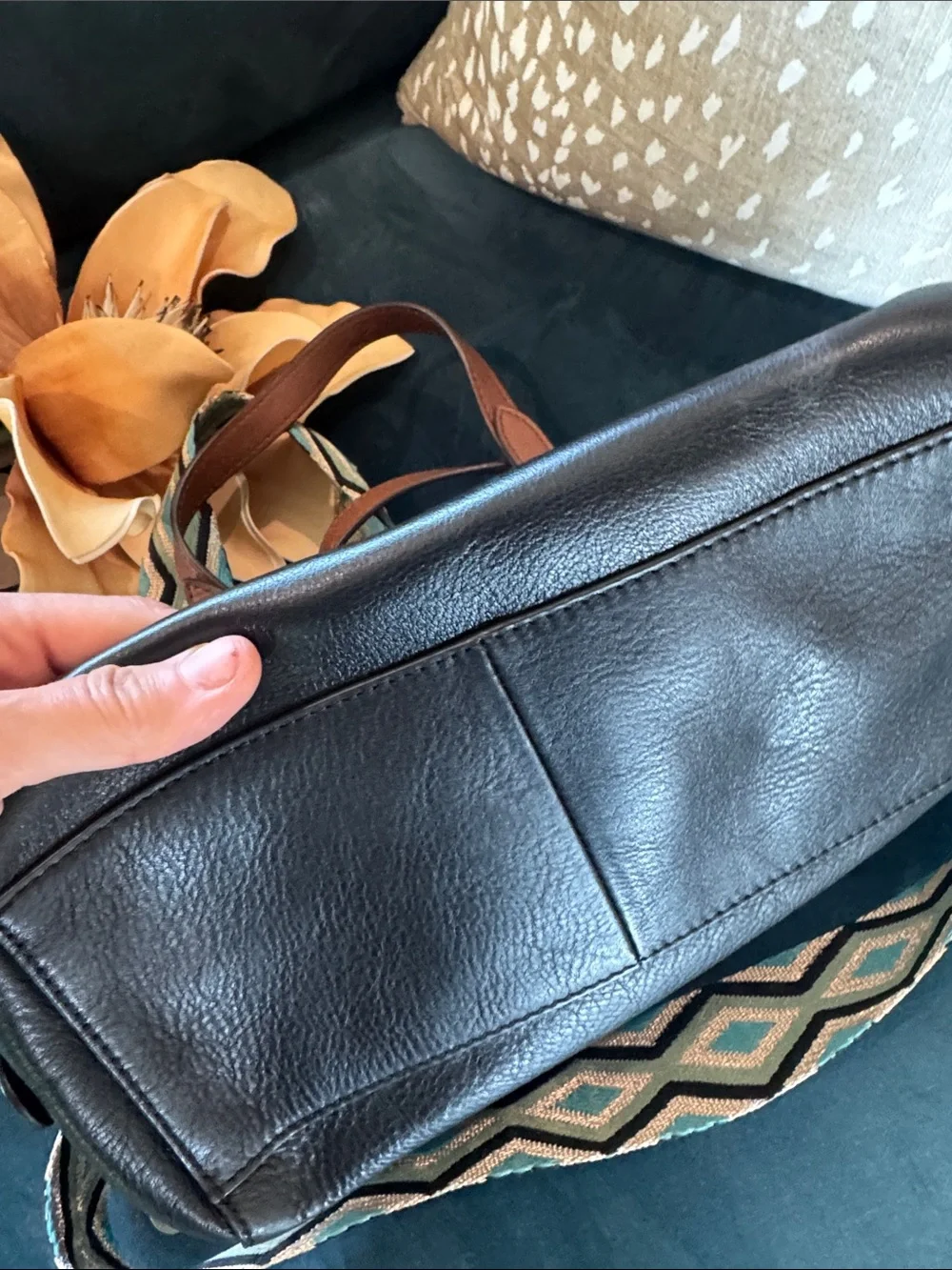 Fossil classic black