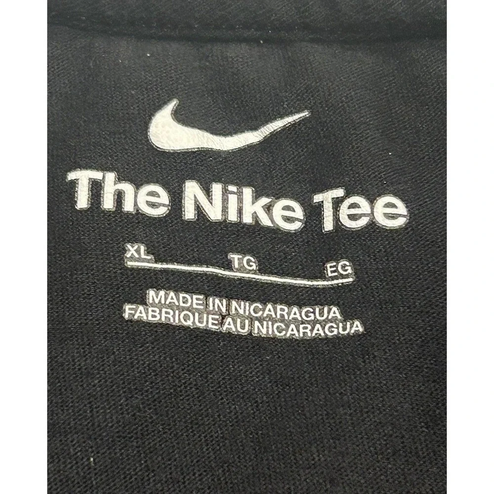 Nike this tee